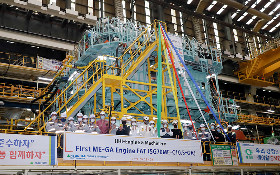 ME-GA 초도 엔진 세계 최초 공식 시운전(First ME-GA Engine FAT)