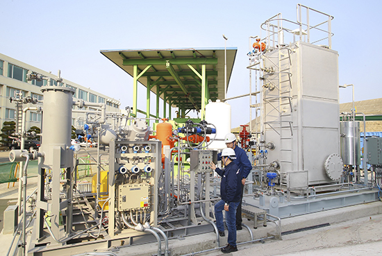 현대重, 세계 최초 LNG선 완전재액화 실증설비 구축