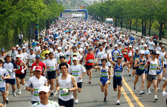 젊음·건강 다지는 산악마라톤 축제